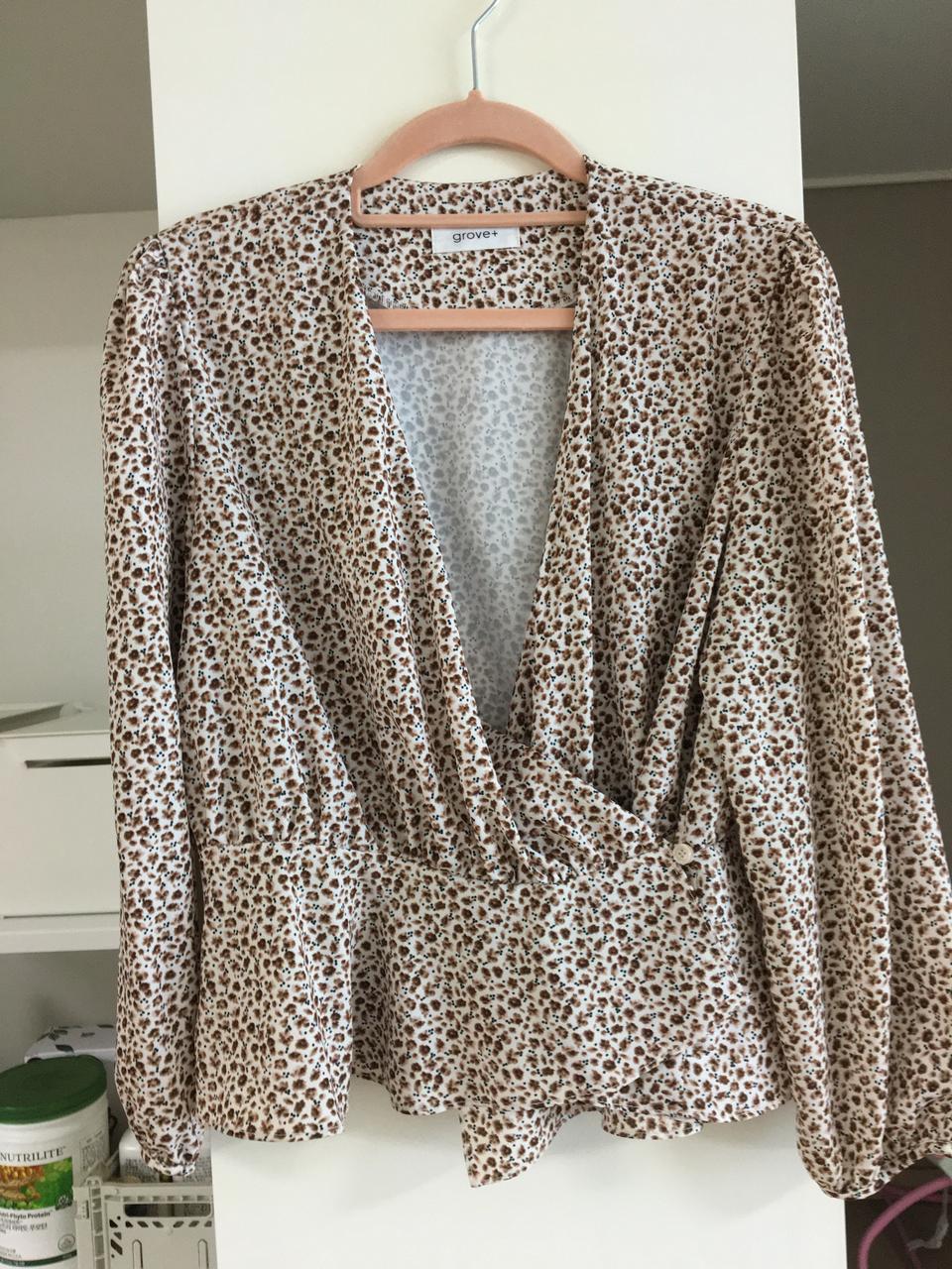 꽃무늬블라우스