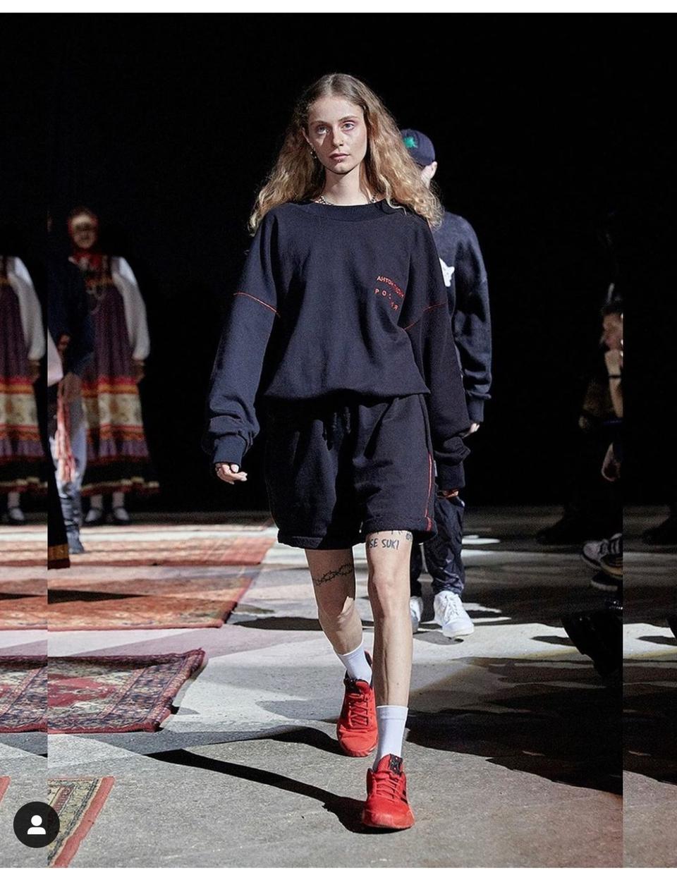 안톤리신 점프수트 라지. 새제품