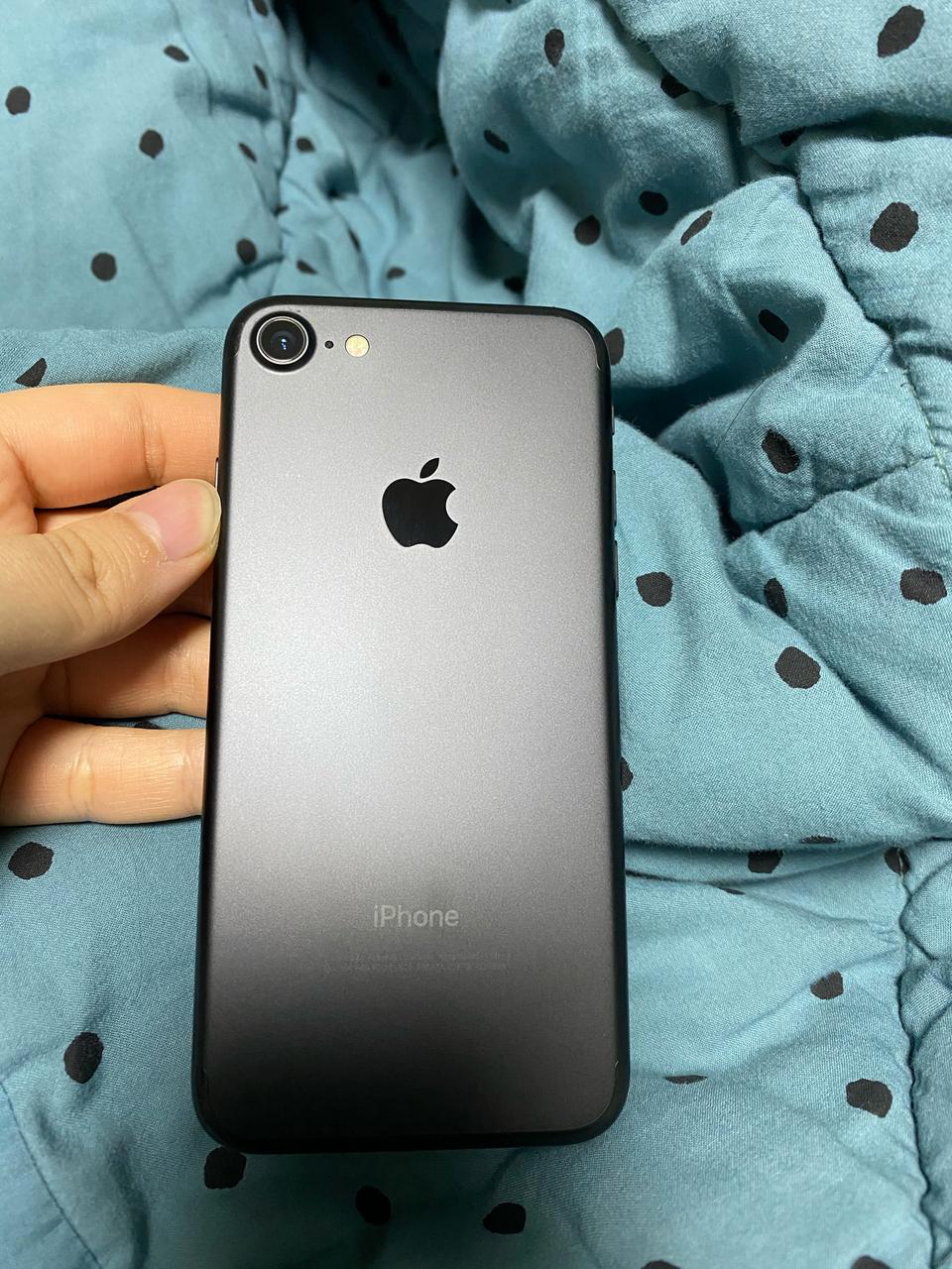 아이폰 7 매트블랙 128GB