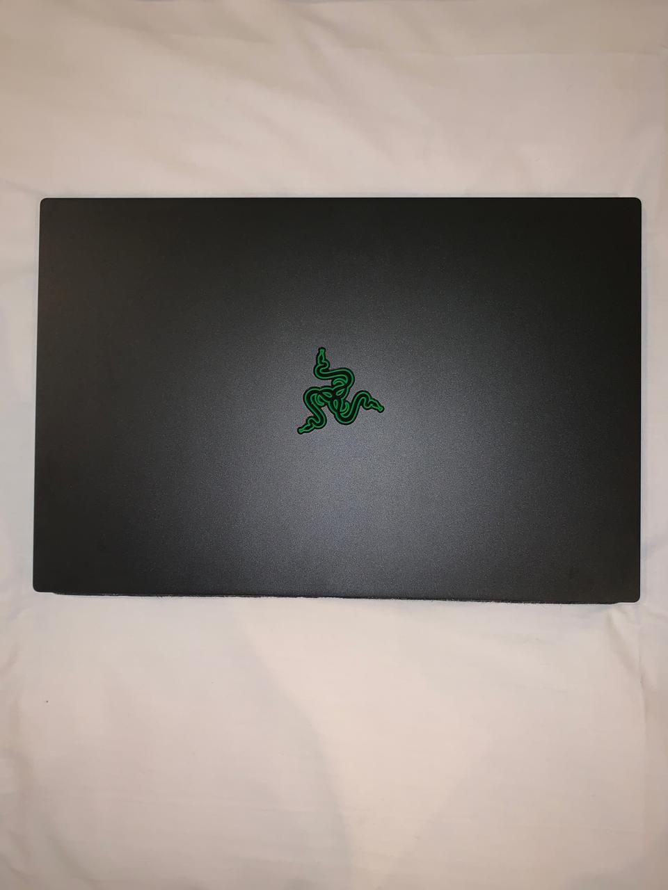 레이저 블레이드 어드밴스트 옵티컬키보드 240hz 게이밍노트북