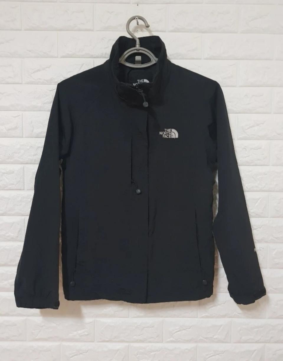 노스페이스 바람막이 M85