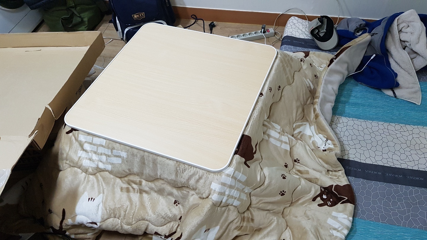 코타츠 좌식 테이블 + 고양이이불