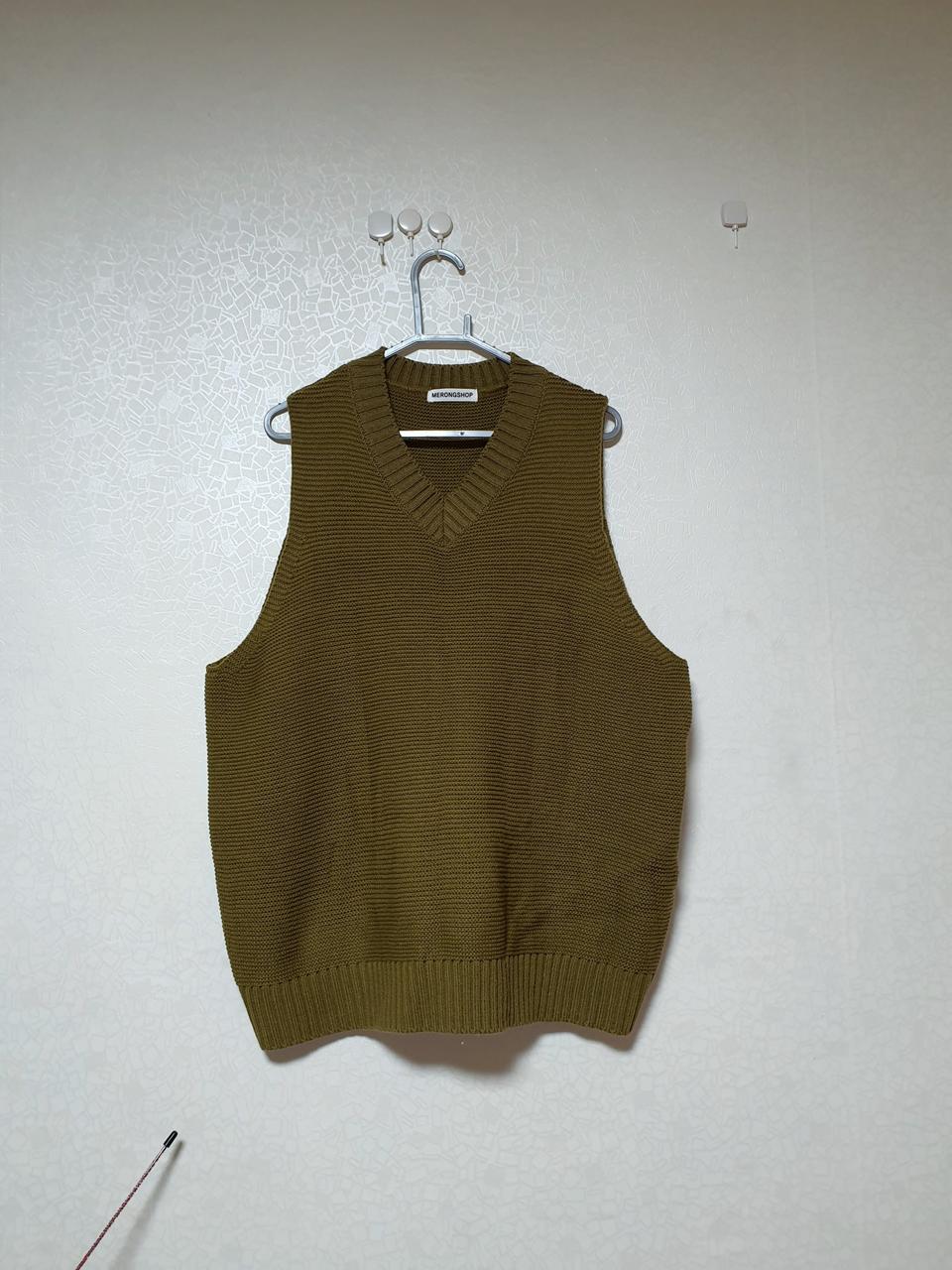 카키 니트조끼 새상품 FREE