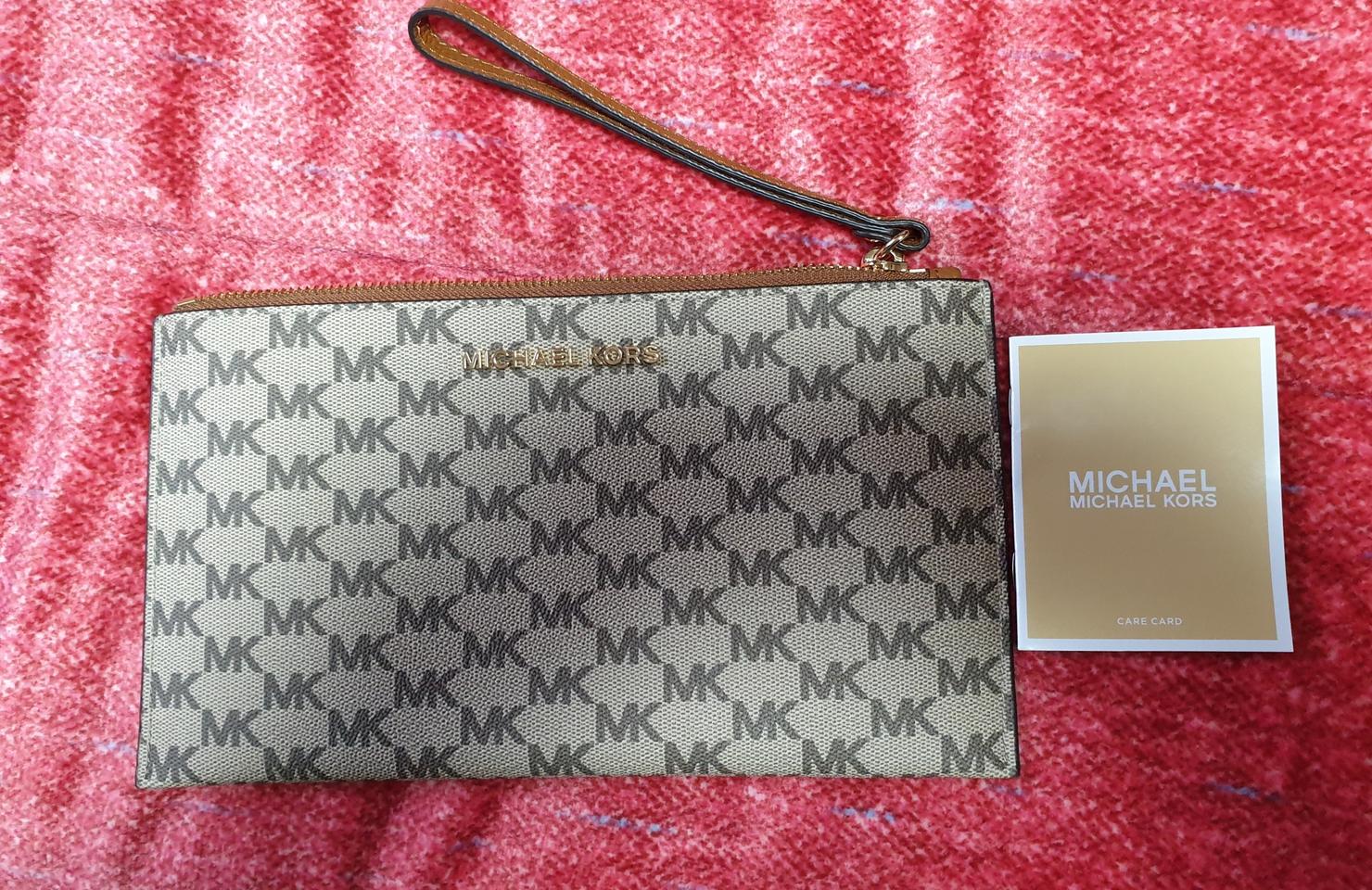 마이클코어스 클러치및카드지갑