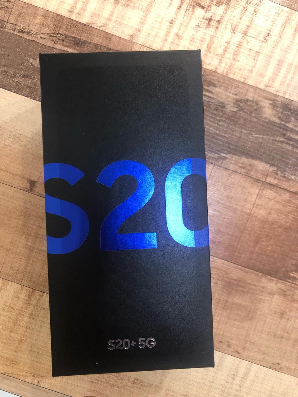 갤럭시 s20 2월 28일 개통 했습니다.