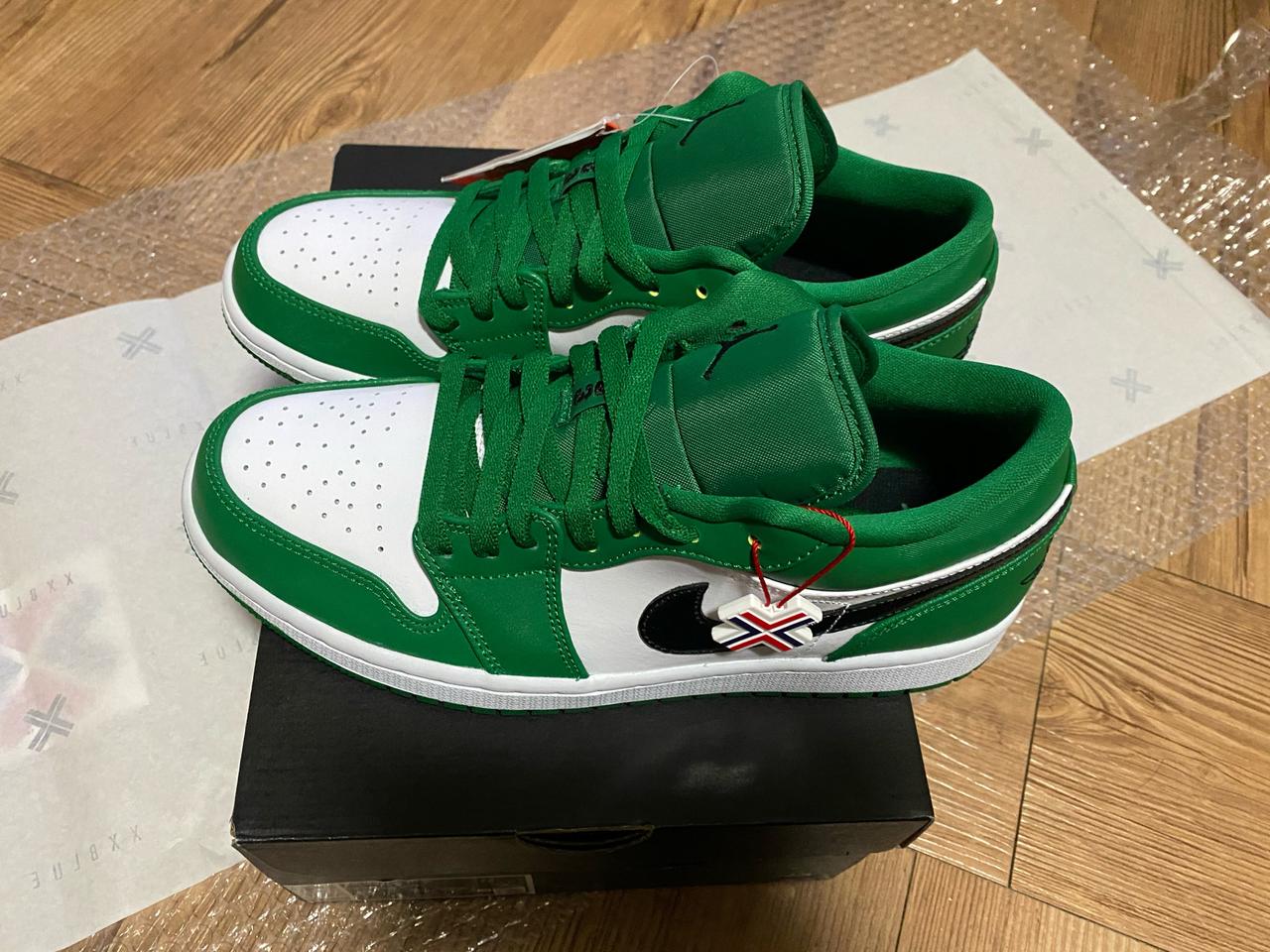 나이키 조던1 로우 그린 토