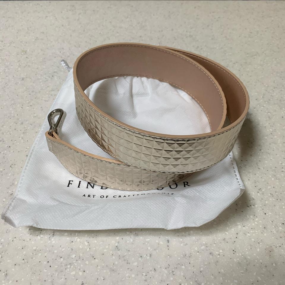 파인드카푸어 골드 스트랩