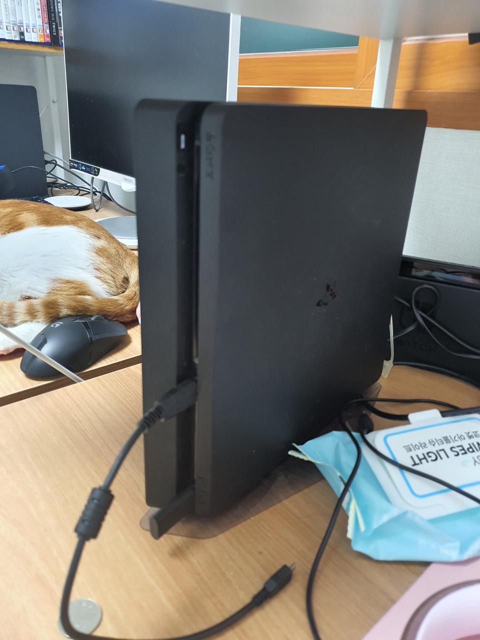 플스4 블랙 500 슬림 팝니다