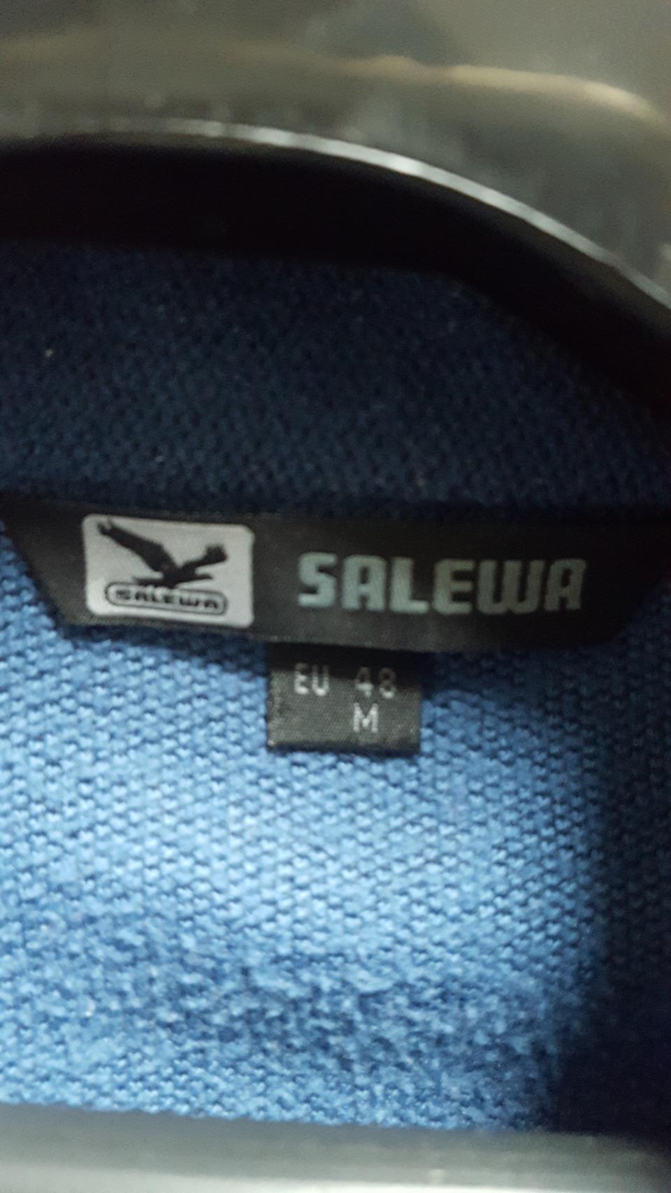 사레와 남성옷  사이즈 95 100 권장합니다