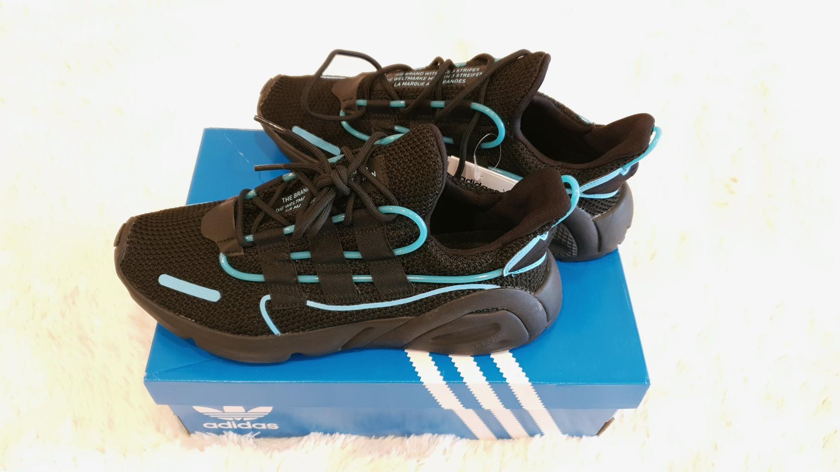 아디다스 렉시콘 블랙 270 사이즈 판매