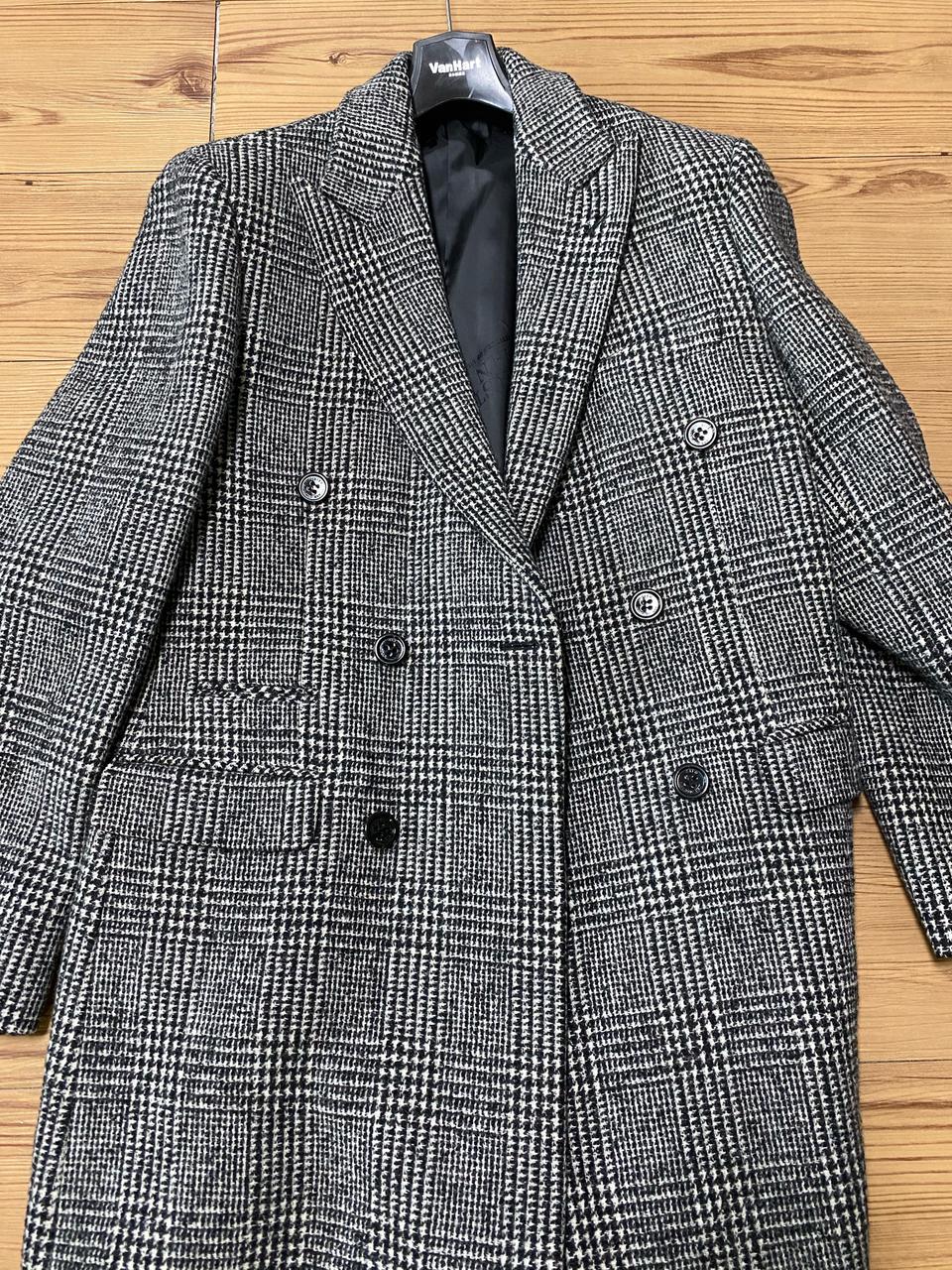 지이크 글랜체크 코트 판매합니다