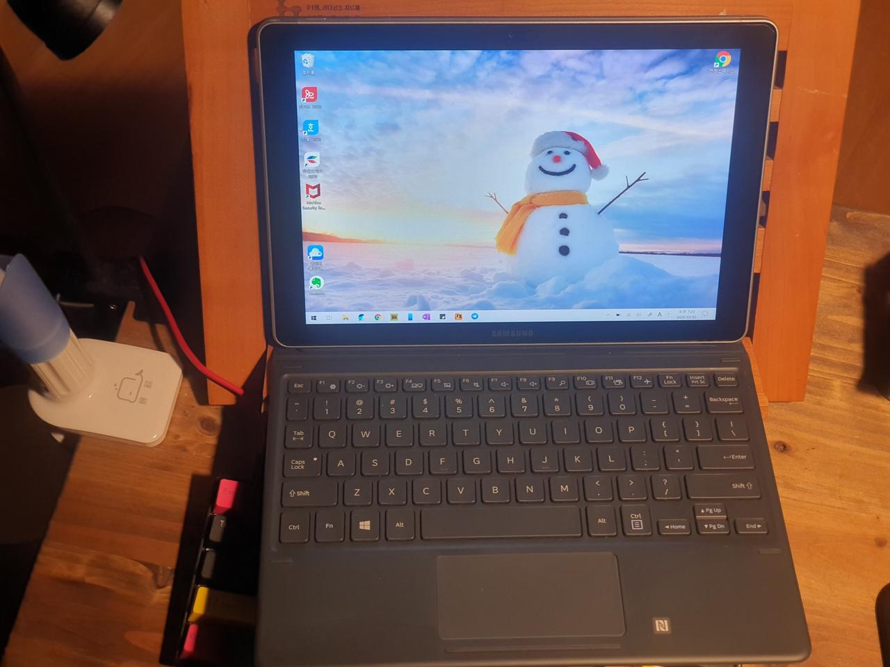 갤럭시북 10.6 lte 128g (키보드커버,S펜포함 풀박스)