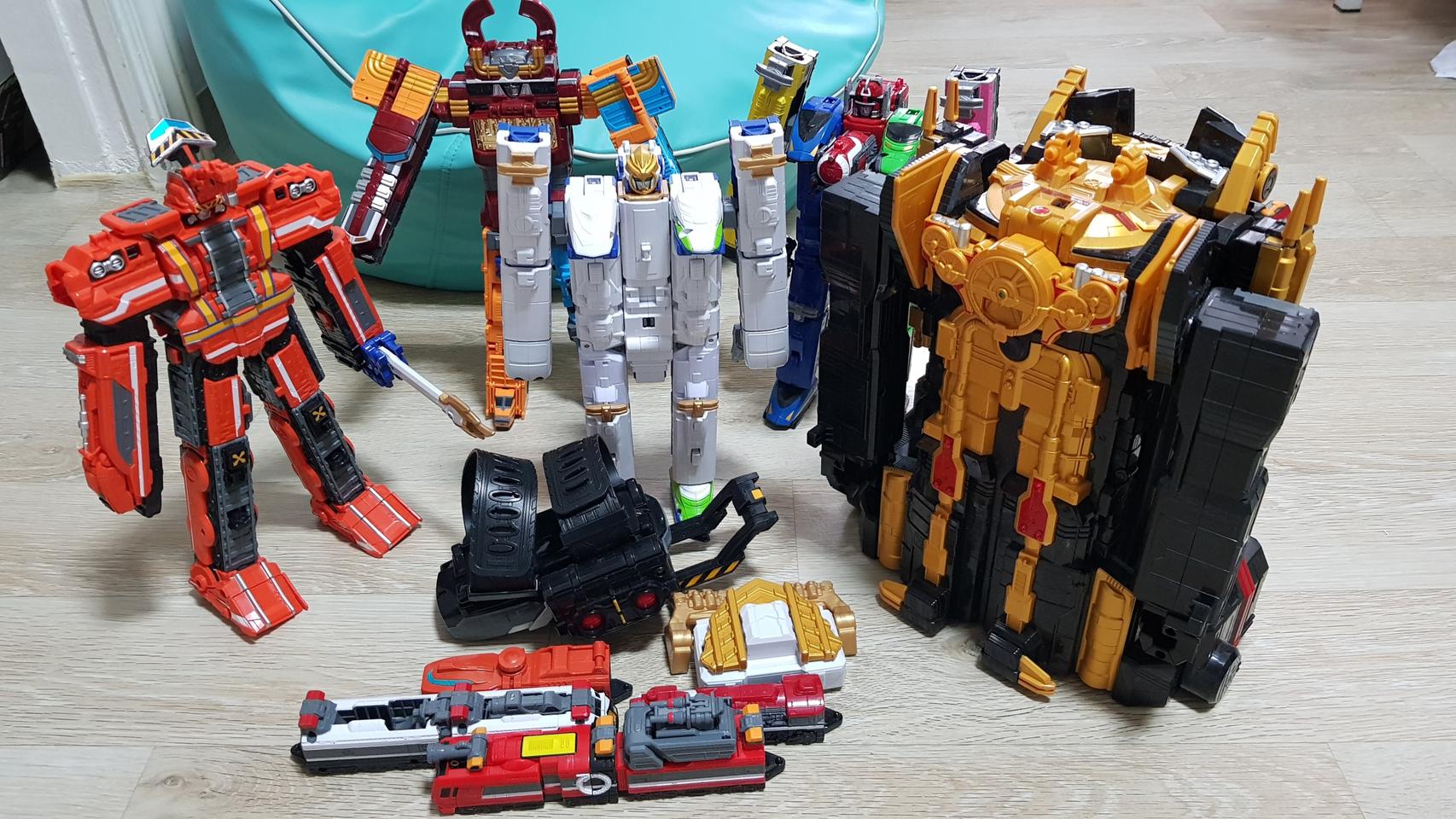 파워레인저 트레인포스 장난감 일괄판매합니다