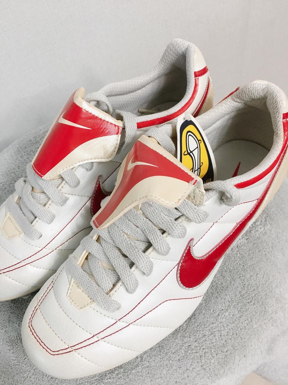 (새상품) 나이키 티엠포 내츄럴 fg 255mm