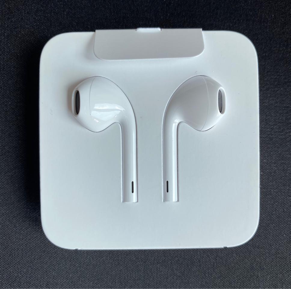 애플 유선 이어폰 Lightning 커넥터 EarPods 미사용제품
