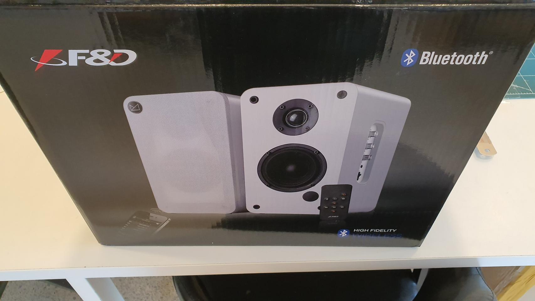 캔스톤 r30bt 화이트 블루투스 스피커 판매합니다