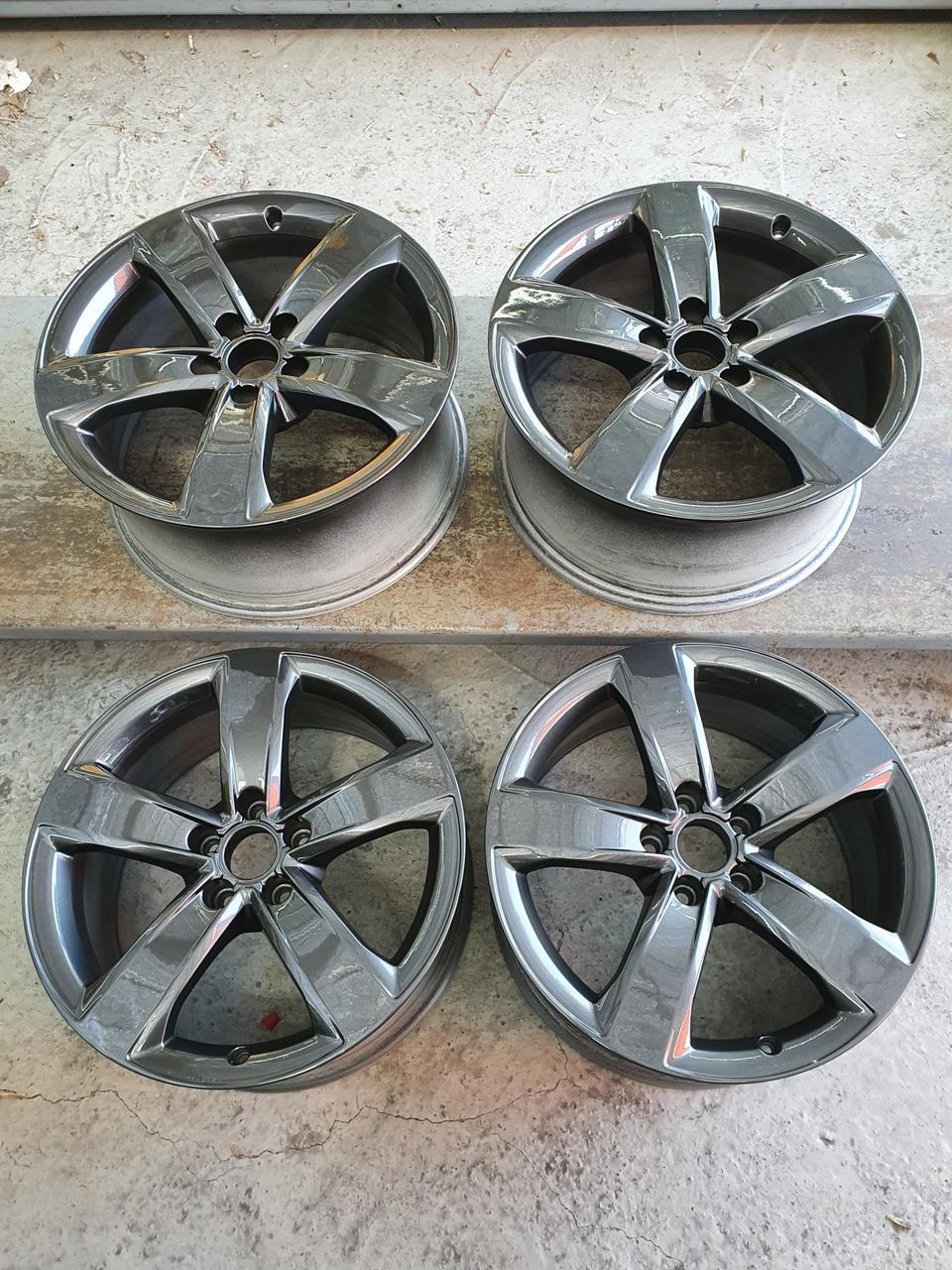 아우디 A6 18인치건메탈휠