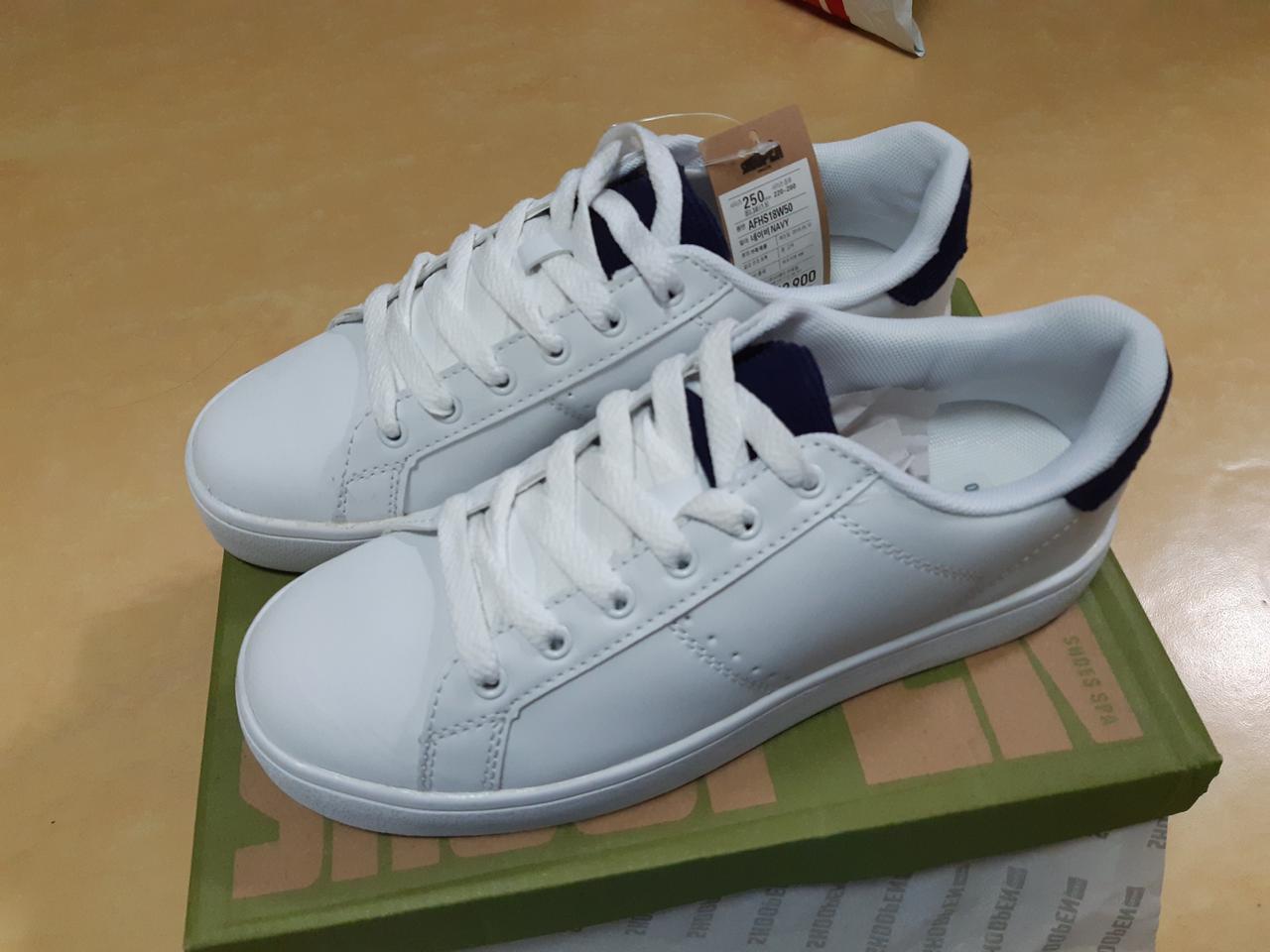 슈펜 스쿨 포인트 스니커즈