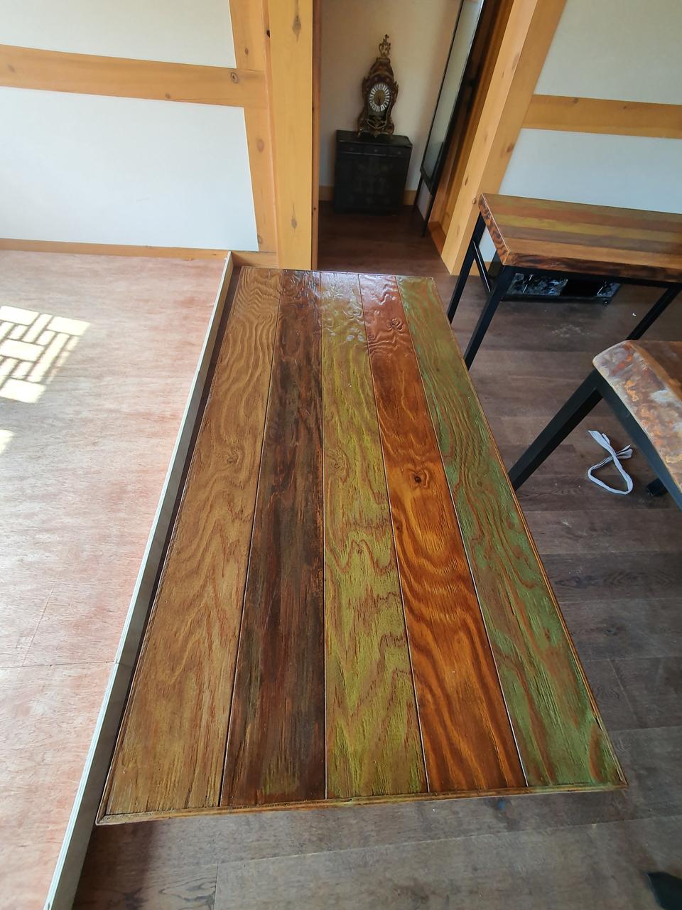 4인용 원목 카페 테이블 50,000원