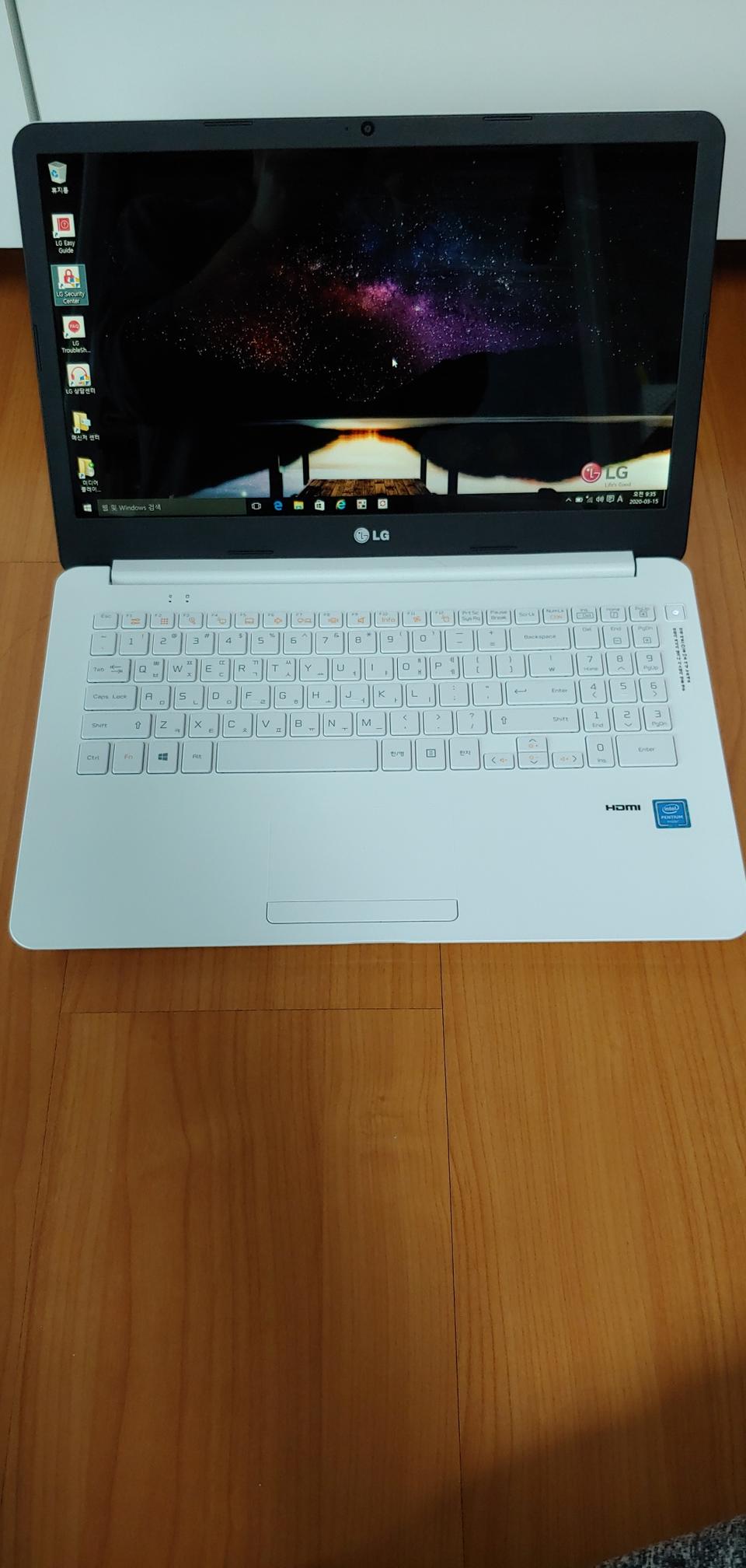 LG 울트라 노트북 (LG15U340)
