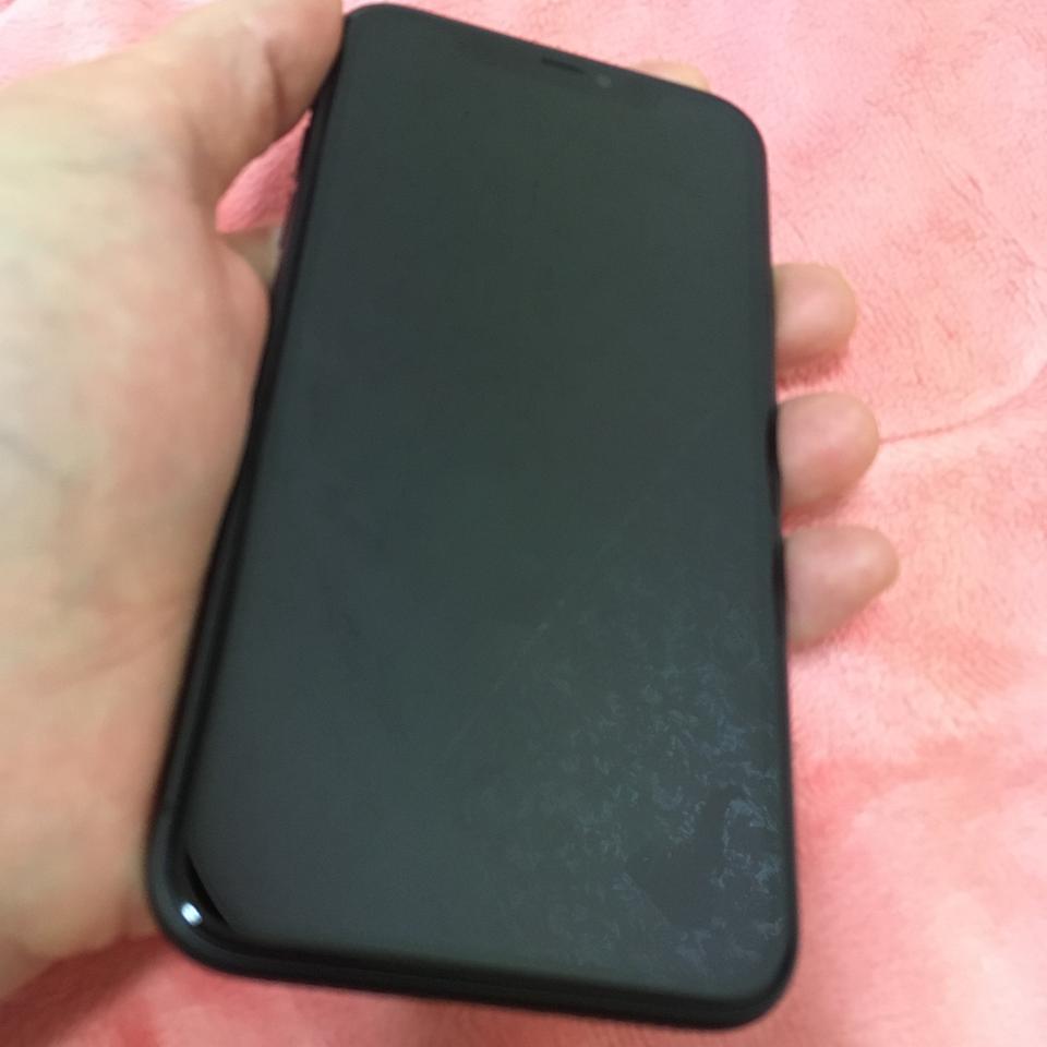 아이폰11 128G 블랙 팝니다