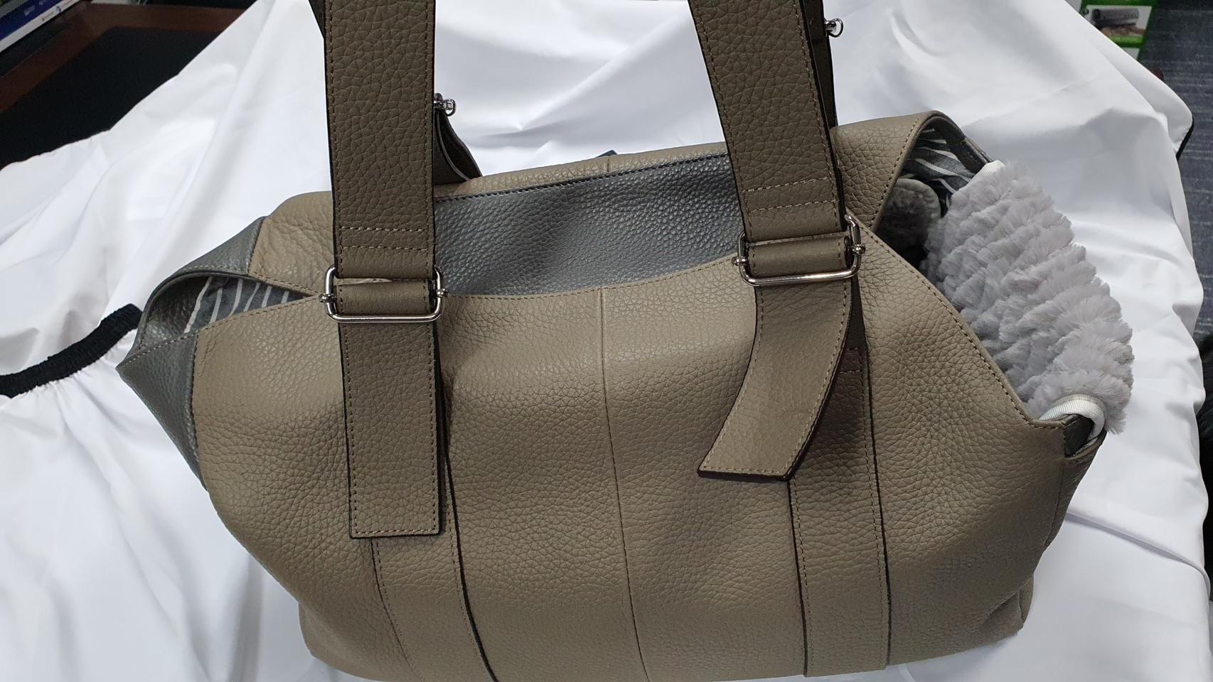 명품 로아코 강아지 캐리어