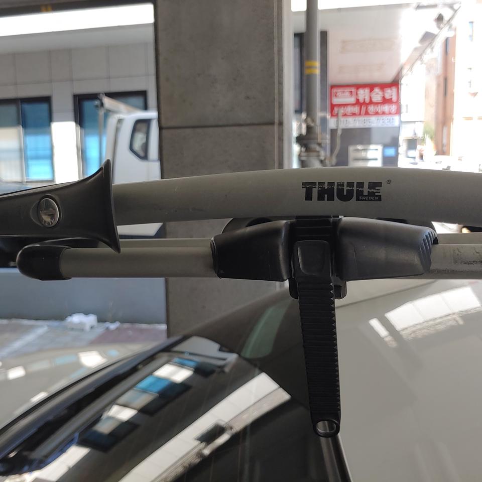 차량용 자전거 케리어 팝니다(지붕형)