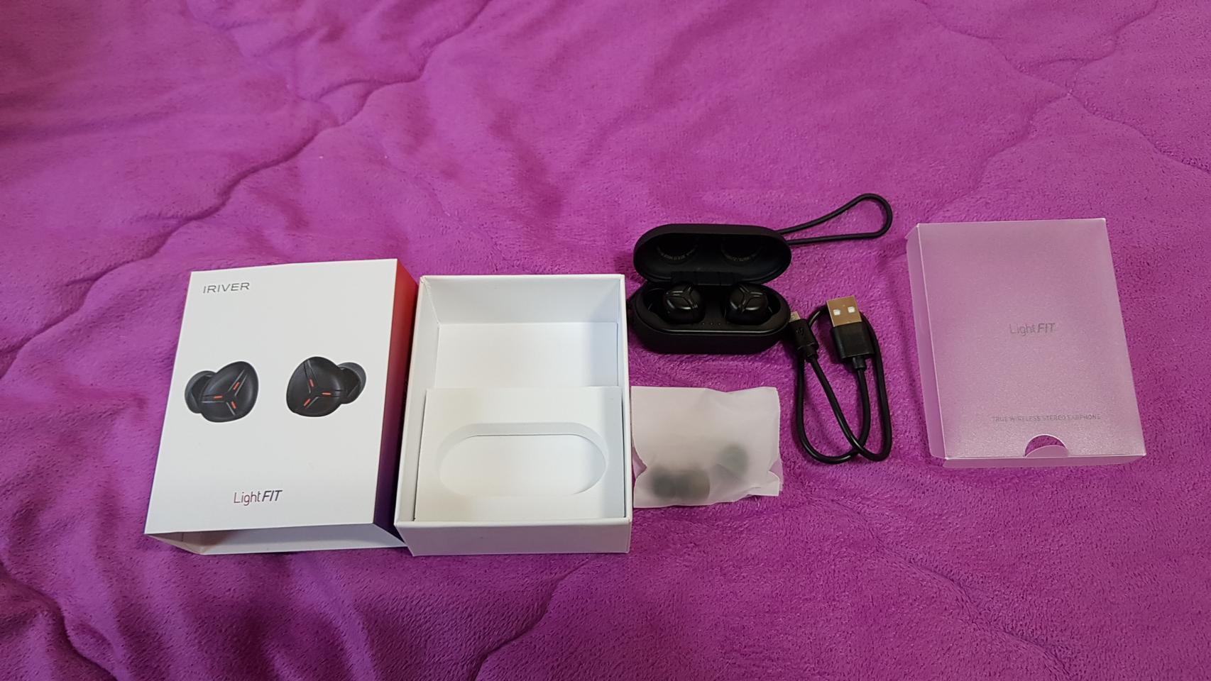 아이리버 라이트 핏 무선 이어폰 팔아요