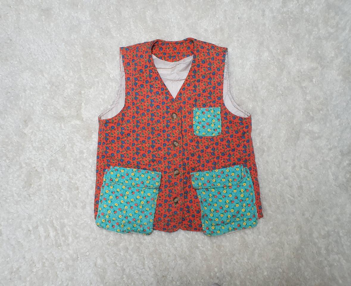 꽃무늬 누빔 조끼