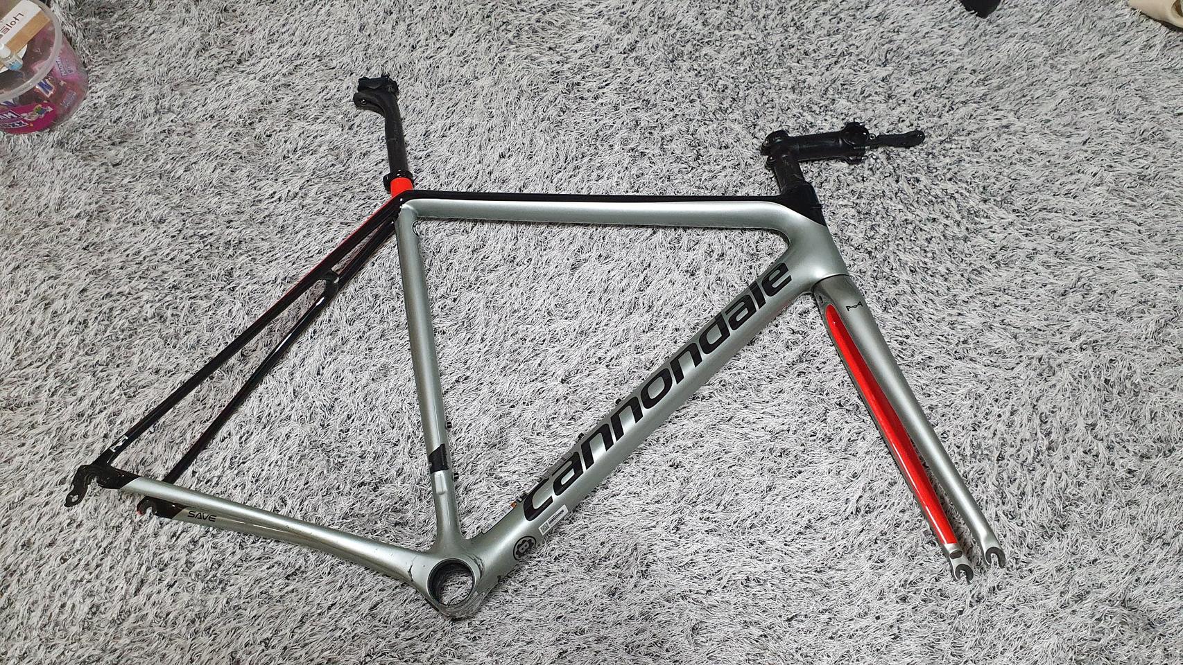 2019 캐논데일 슈퍼식스에보 하이모듈러스 프레임셋