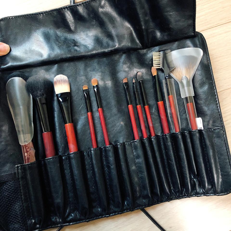 (가격내림) 전문가용 메이크업 브러쉬 세트 (11종)