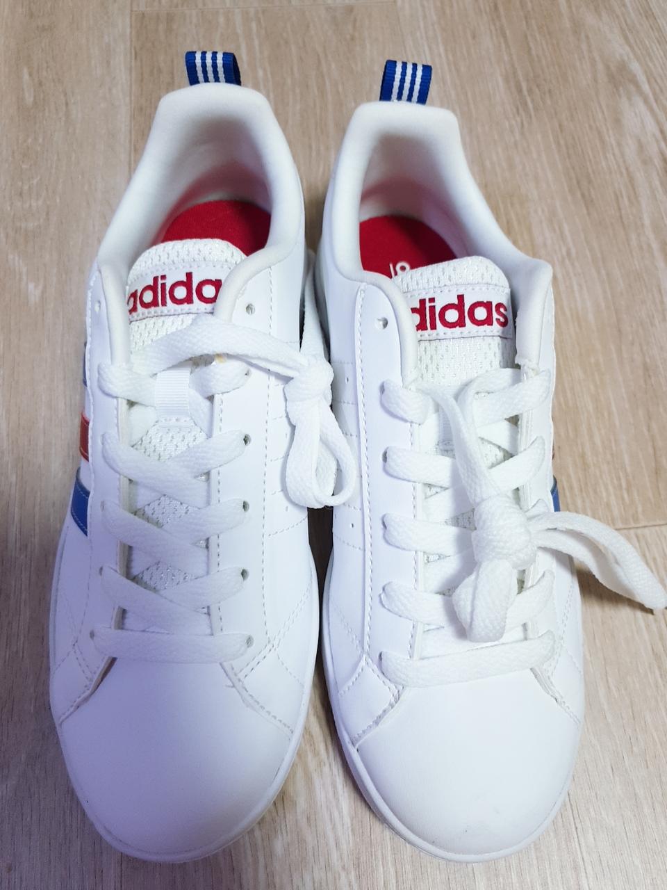아디다스여자운동화