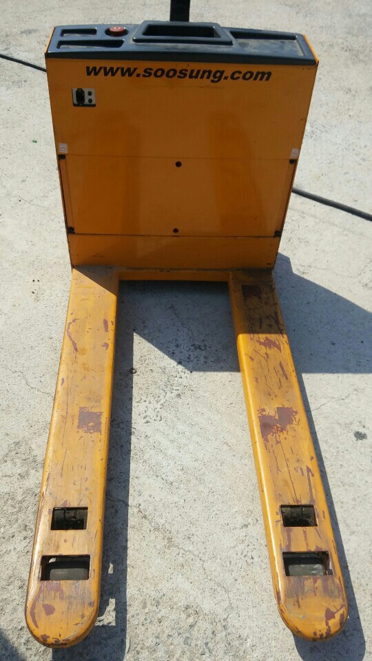 전동 파렛트 트럭