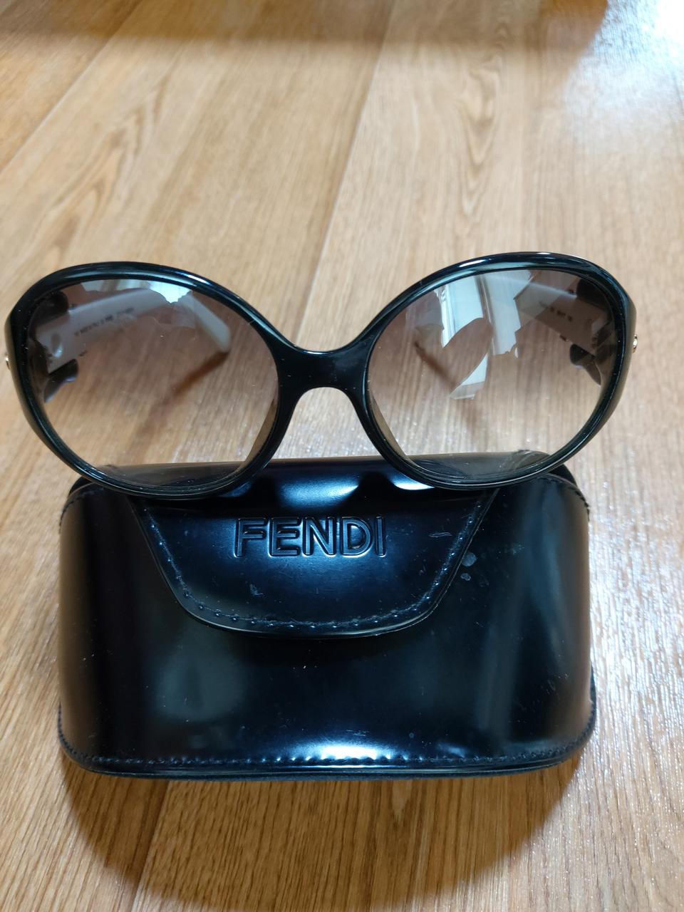 정품 팬디 선글라스