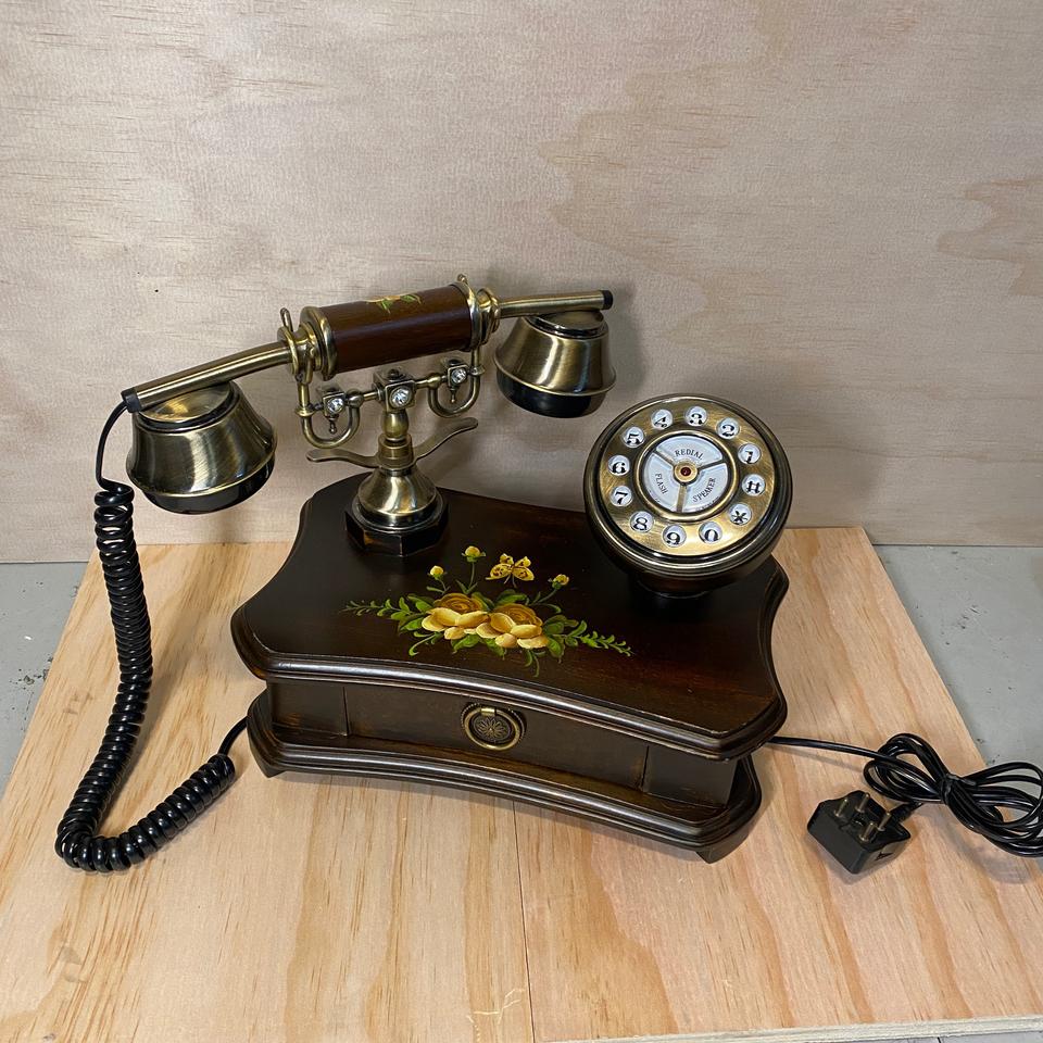 빈티지 유럽풍 원목 전화기