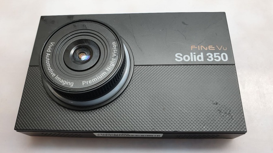 파인뷰 솔리드 350 블랙박스의 모든 고장을 수리합니다.