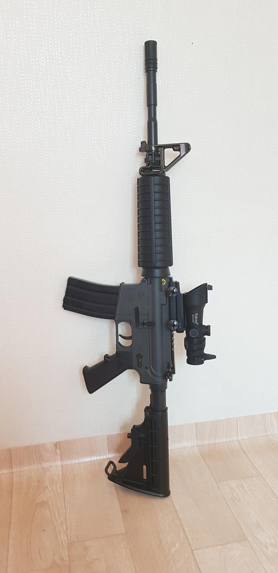 토이스타 구형 M4 (20세용) Ver.2 에어콕킹 비비탄총