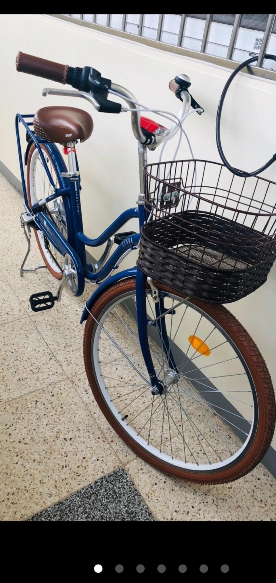 클라라 여성용자전거 26인치 바구니