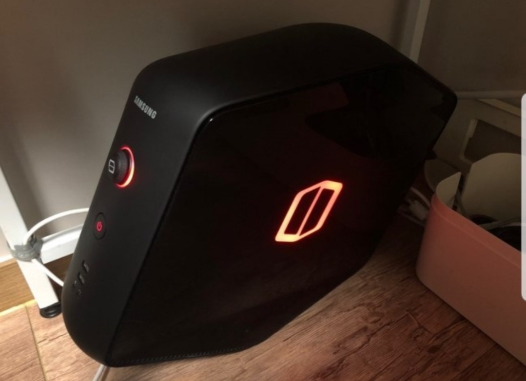 성남 삼성 고성능 컴퓨터 오디세이 본체 DM800V7A 팝니다.