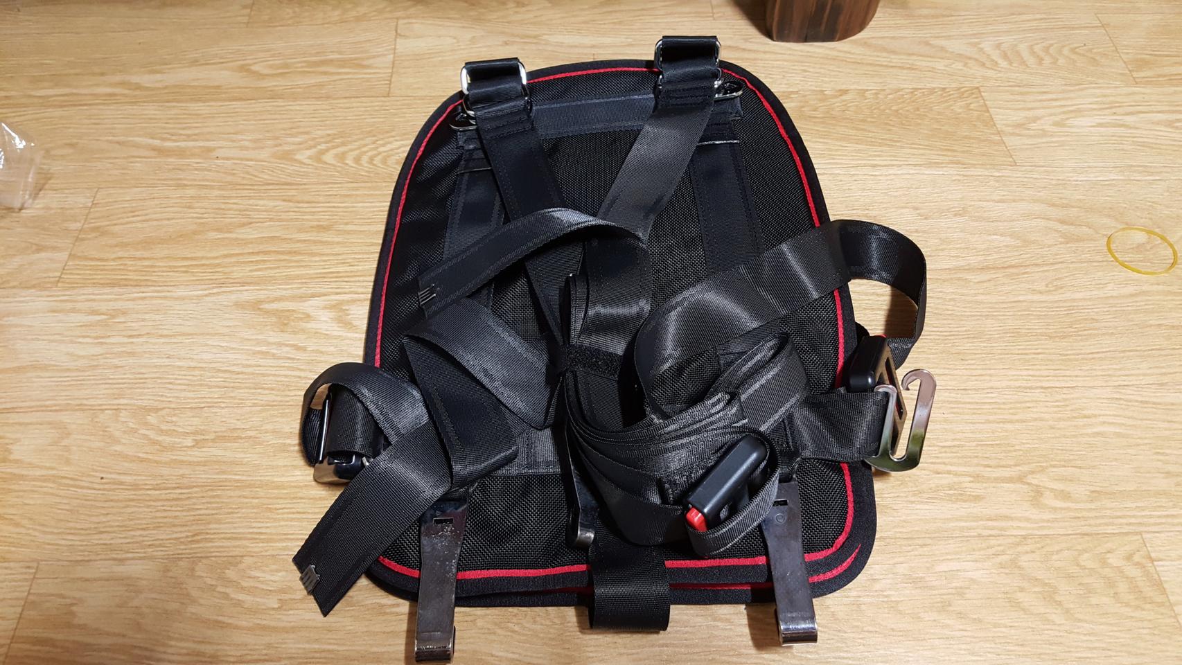 파파스터프 휴대용 카시트-B급(?)두개남음