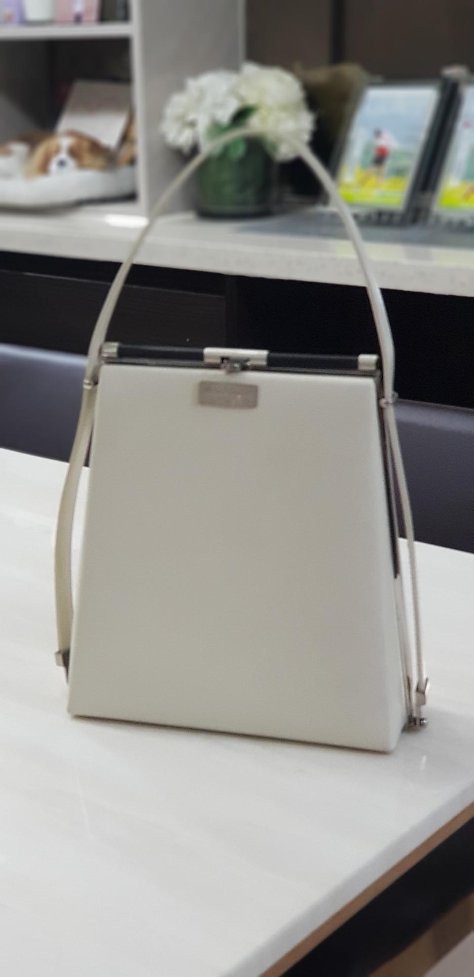 활용좋은 정장가방