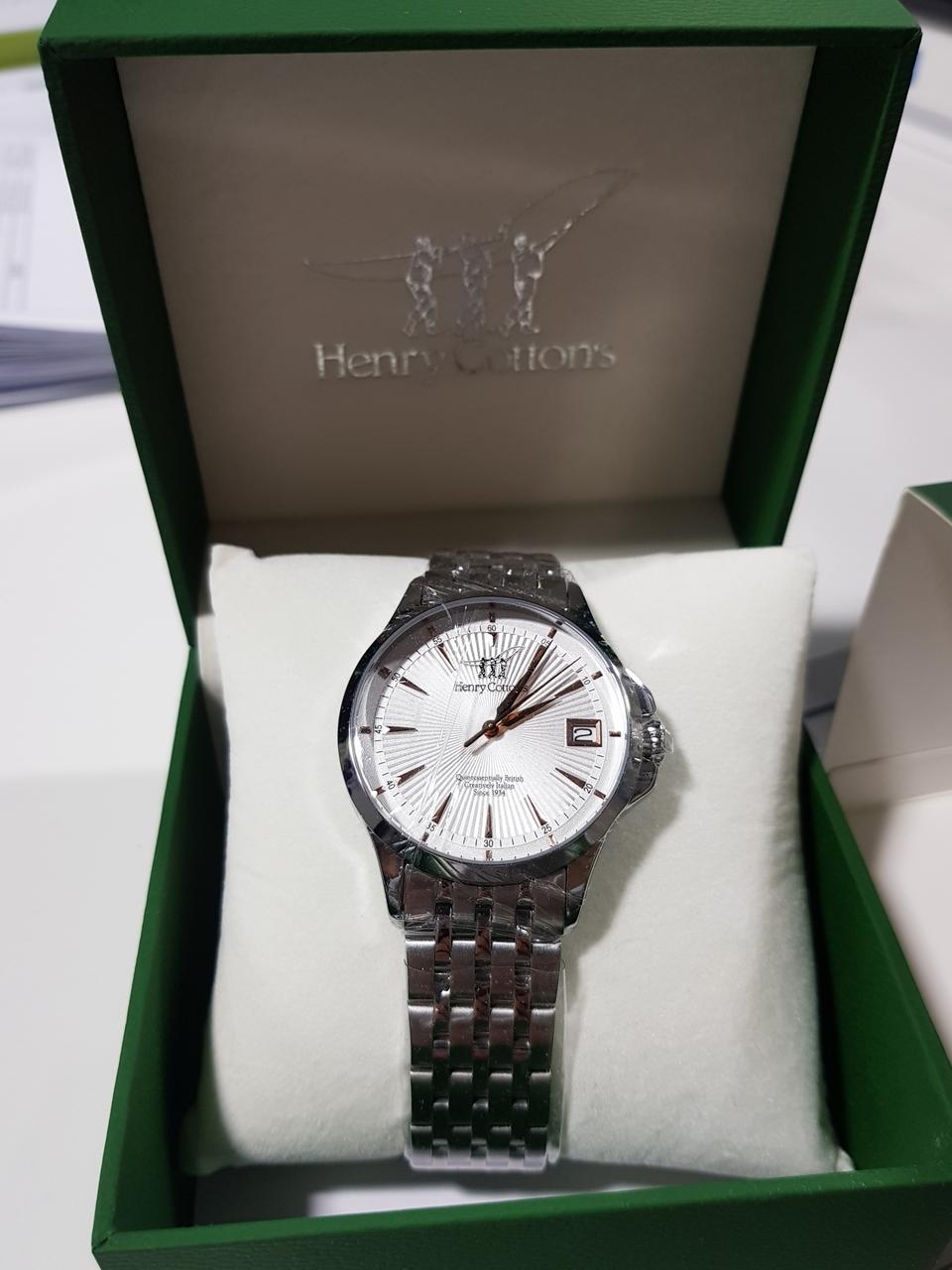 헬리코튼 시계판매합니다