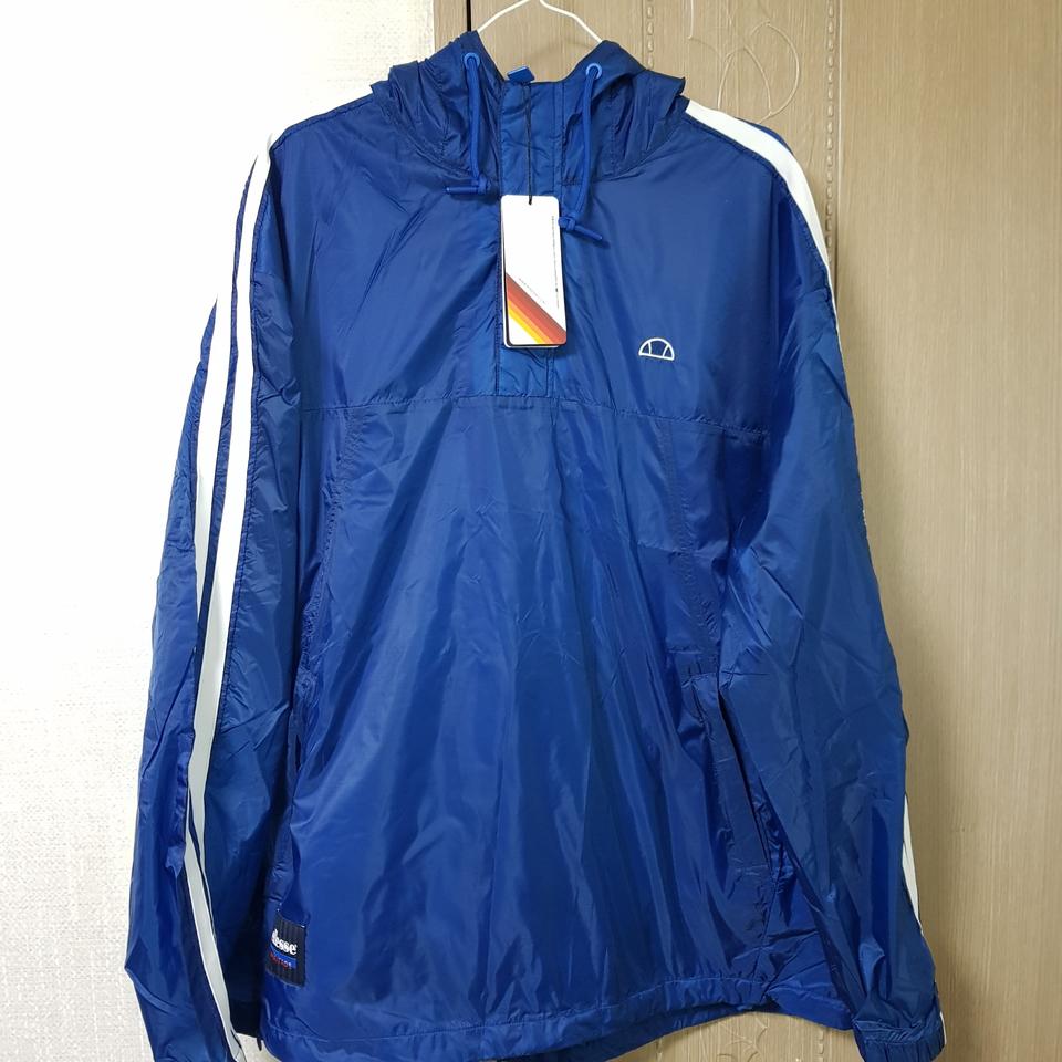 엘레쎄 바람막이 아노락