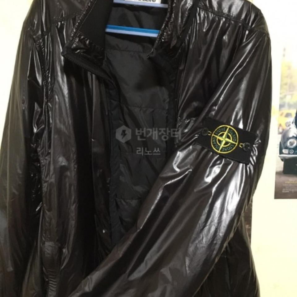 스톤아일랜드 유광 바람막이 xl 초급처 