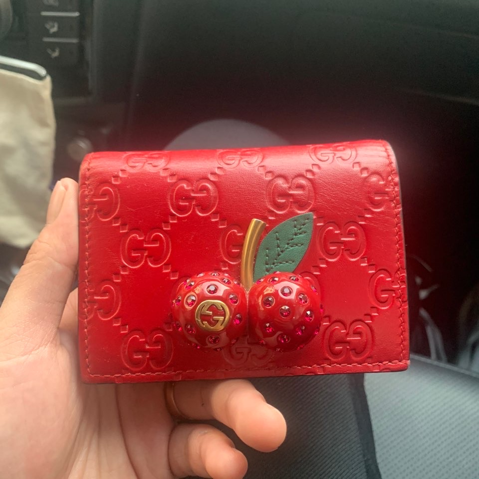 구찌 체리 카드지갑
