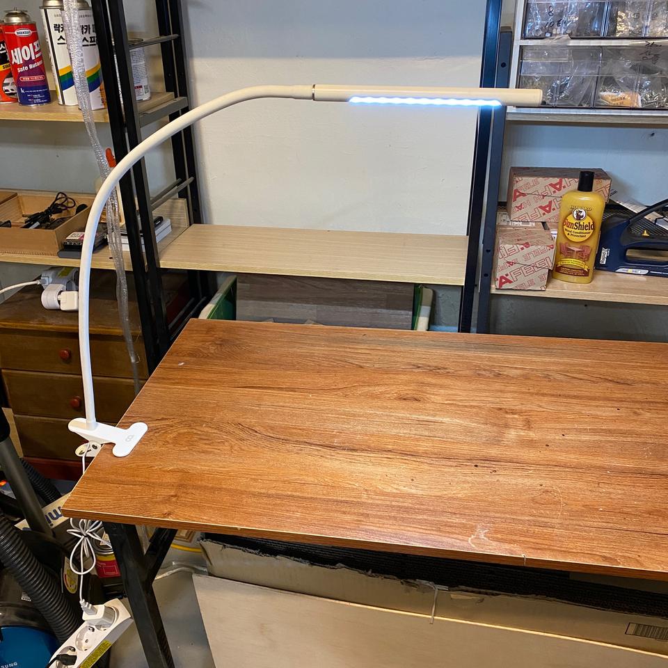 오아 클립형 LED 스탠드