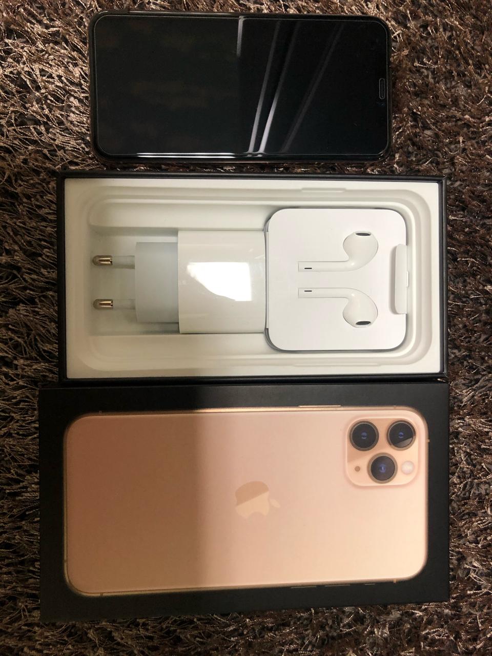 새상품급 아이폰 11pro 프로 256기가 골드