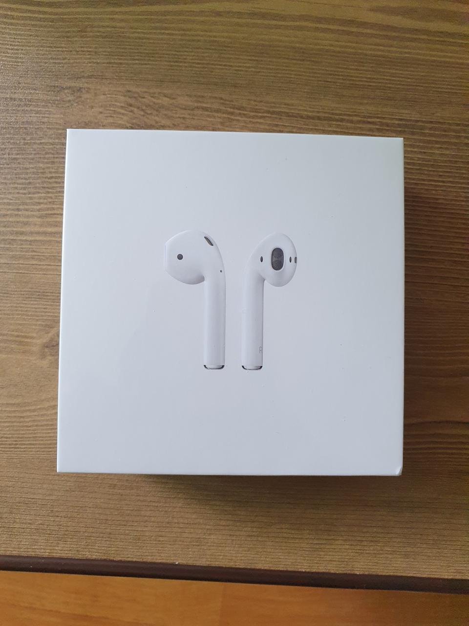 에어팟2 유선모델 미개봉판 팝니다.택포 140000원