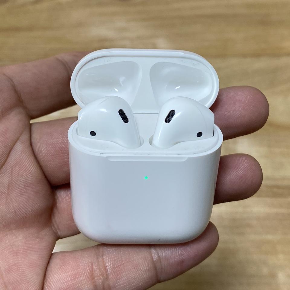 에어팟2 무선충전 6개월 사용