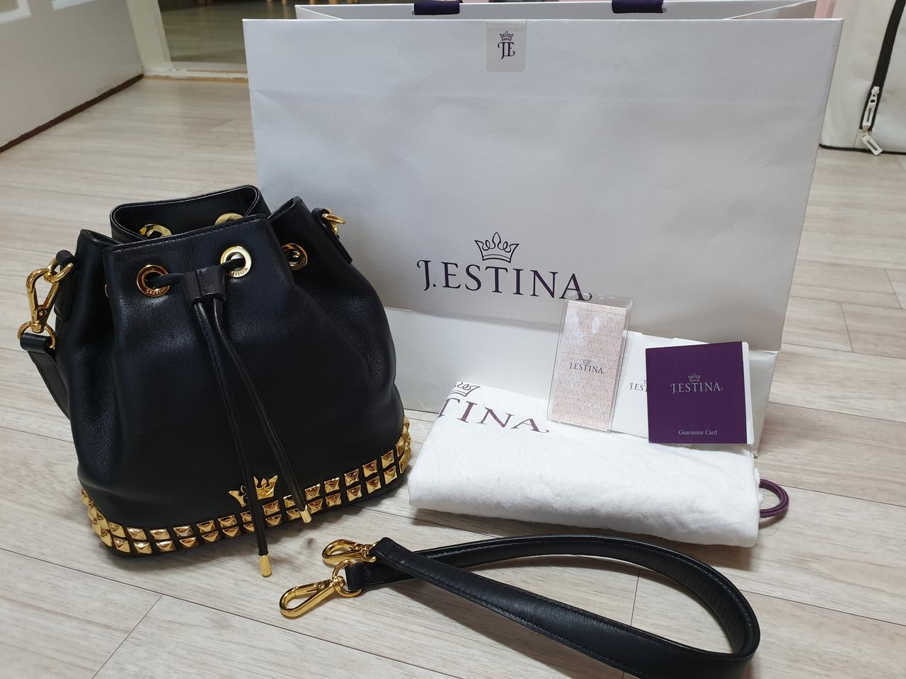 정품)제이에스티나 복주머니 가방